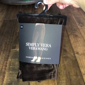 NEVER WORN —> Vera Wang brown corduroy leggings